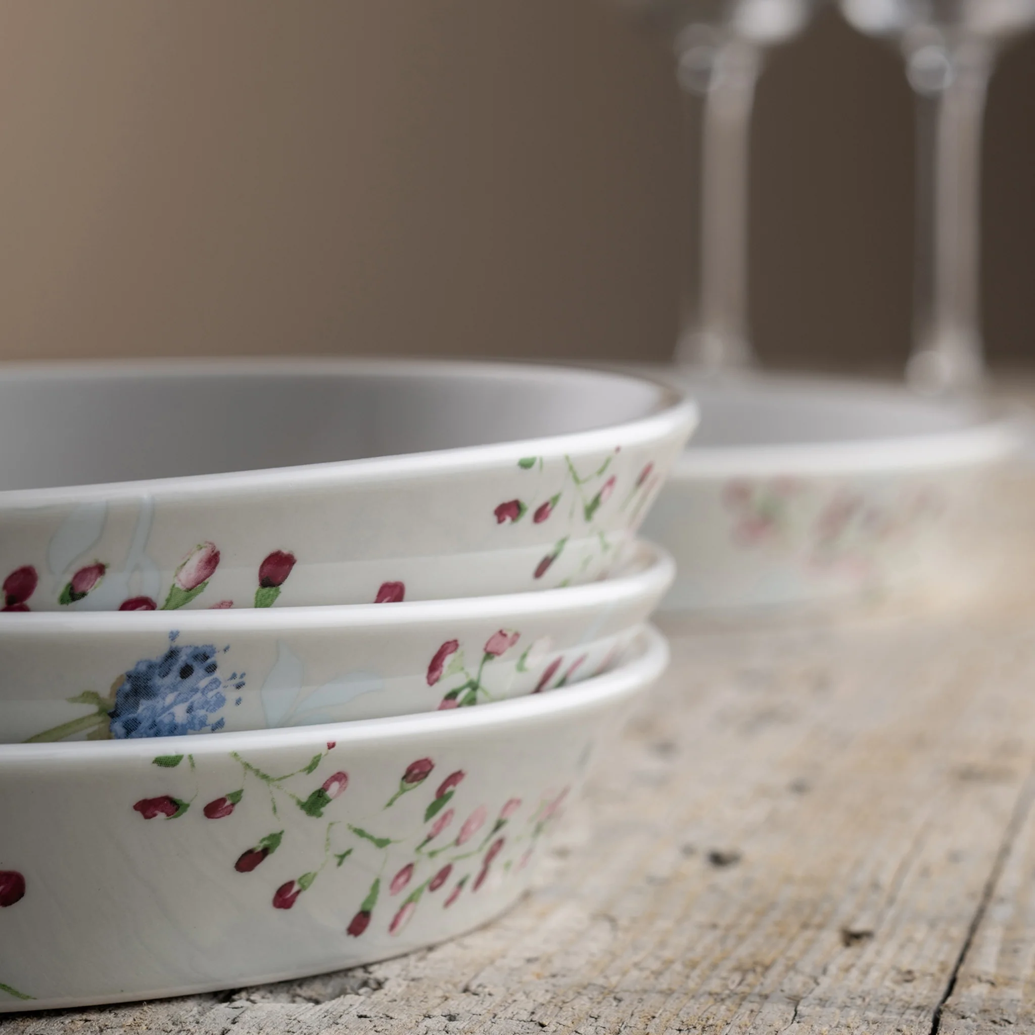 Aynsley Camille Pale Jade Pasta Bowls Set of 4 - Image 3