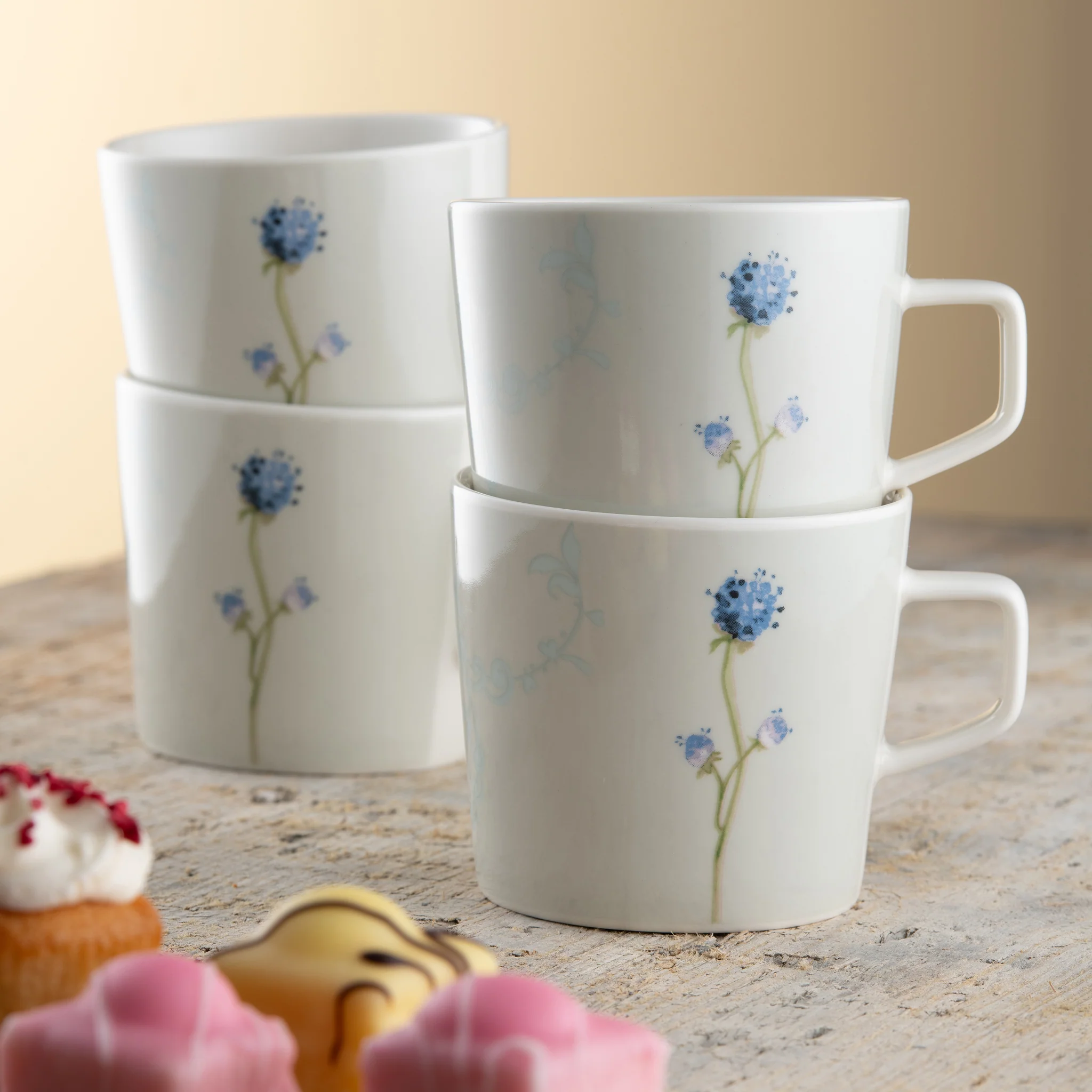 Aynsley Camille Pale Jade Set of 4 Mugs - Image 3