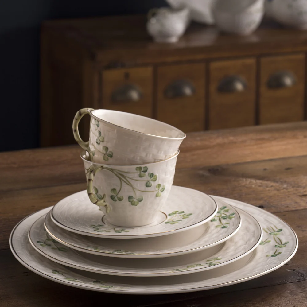 Belleek Classic 1880 - Gold Shamrock Salad Plate - Image 3