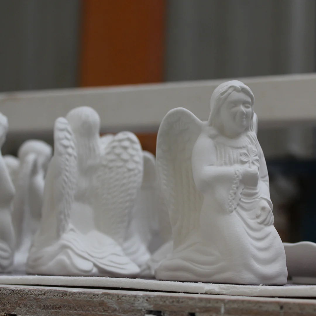 Belleek Classic Angel of Protection - Image 3