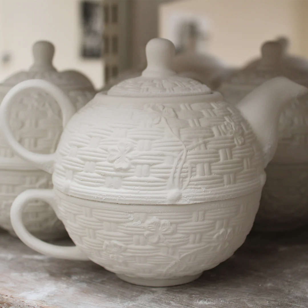 Belleek Classic Shamrock Tea for One - Image 4